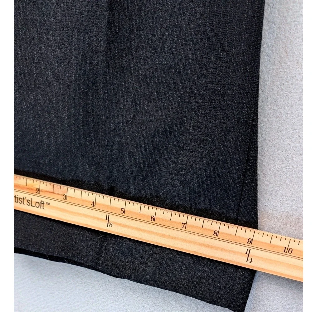 Louis Feraud Paris Mens Suit Charcoal Gray Pinstripe Two Button Jacket and pants
